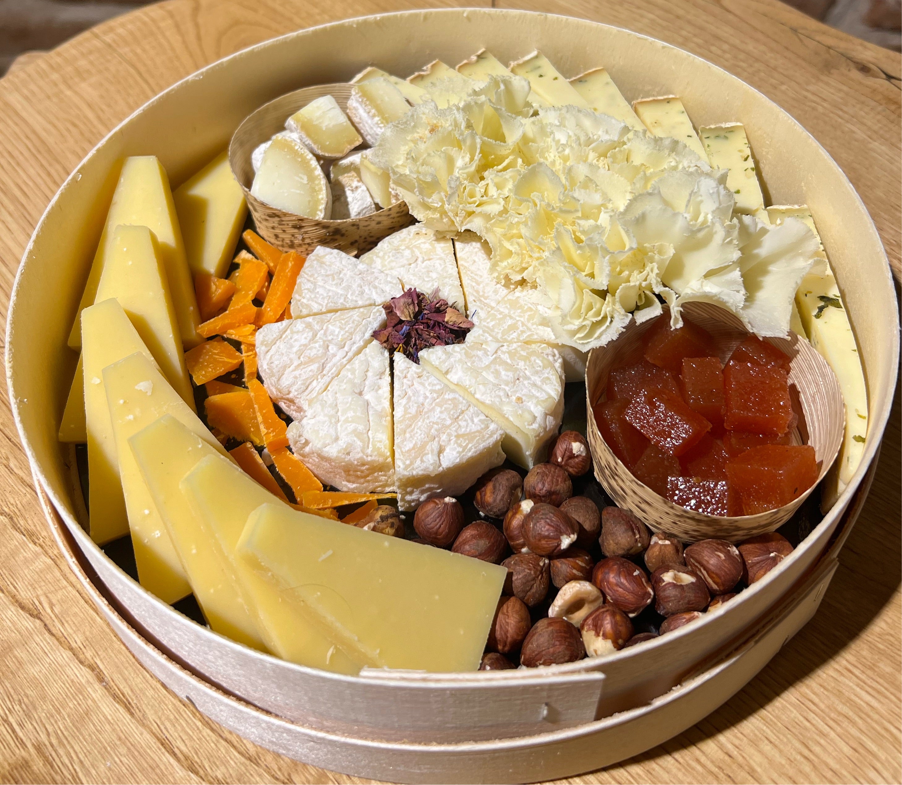 Acheter La boite à fromage - Recette au four - Massif Jurassien - SPAR  Supermarché Les Angles Nimes